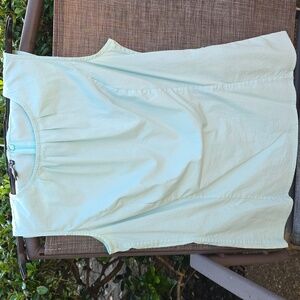 Talbots Sleeveless Blouse in Light Green